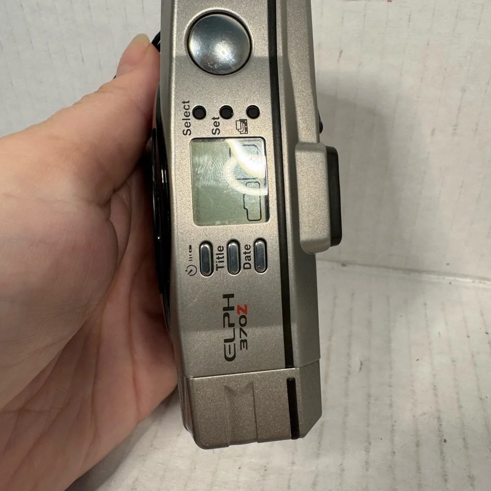 Canon ELPH 370Z Advanced Photo System (APS) film camera